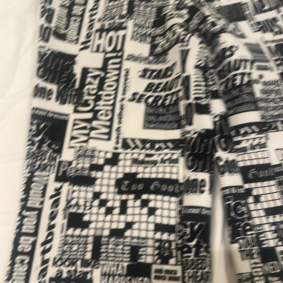 Urban Outfitters Newspaper Print flared leggings pants - Picture 2 of 5